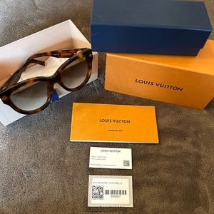Authentic Louis Vuitton Women’s Sunglasses